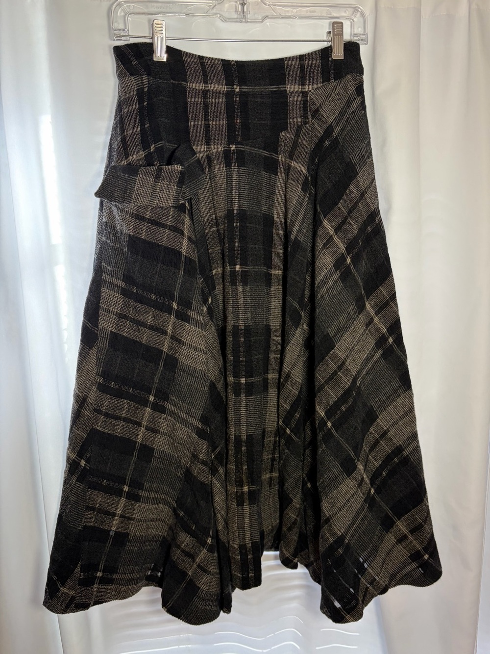 IRENE VAN RYB Black & Grey Plaid A-Line Skirt size 36/4